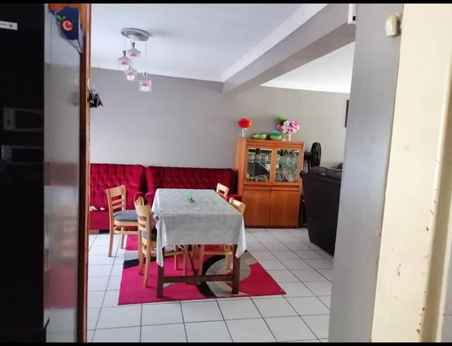 3 BEDROOM TOWNHOUSE FOR SALE IN WELKOM CENTRAL